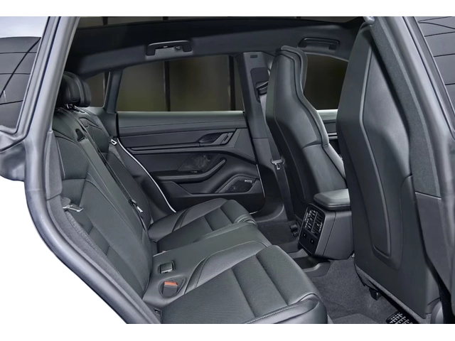 Porsche Taycan Sport Turismo Perf+ Facelift DISTR AIR 360* MATRIX - автомобили, коли, обяви за нови и употребявани 16