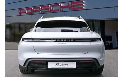 porsche-taycan - 4