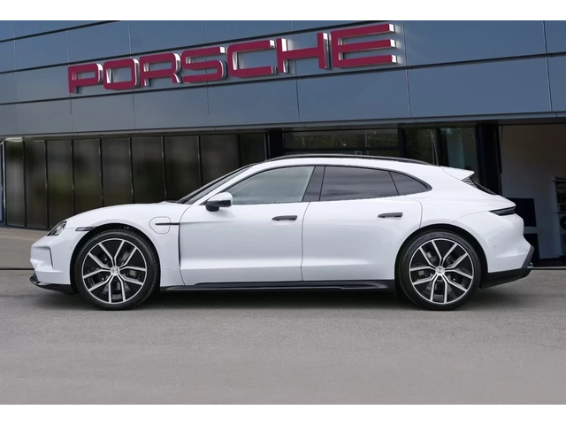 Porsche Taycan Sport Turismo Perf+ Facelift DISTR AIR 360* MATRIX - автомобили, коли, обяви за нови и употребявани 6