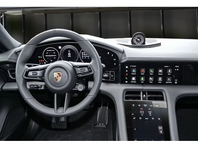 Porsche Taycan Sport Turismo Perf+ Facelift DISTR AIR 360* MATRIX - автомобили, коли, обяви за нови и употребявани 9