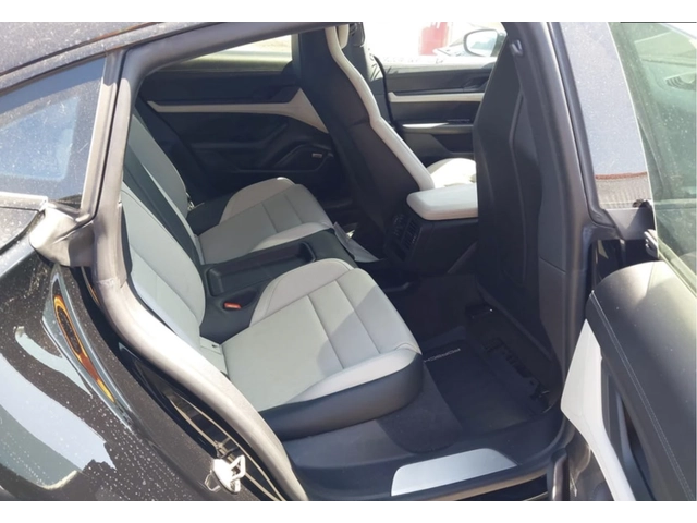 Porsche Taycan 4S / SPORT CHRONO - автомобили, коли, обяви за нови и употребявани 7