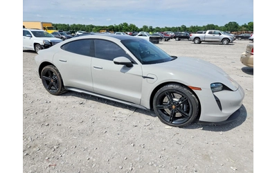 porsche-taycan - 0