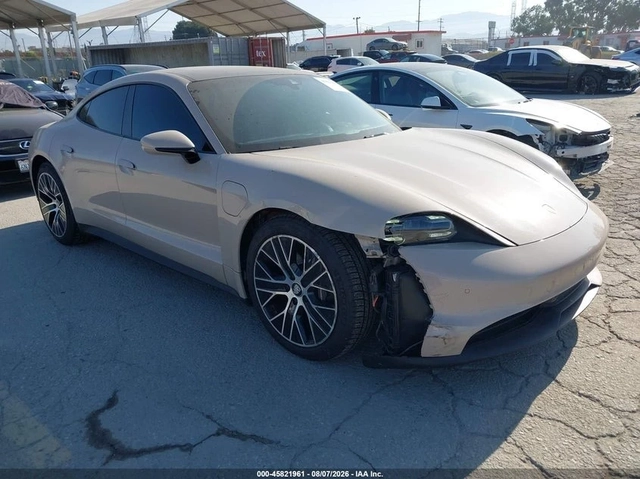 Porsche Taycan - автомобили, коли, обяви за нови и употребявани 0