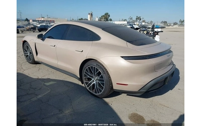 porsche-taycan - 2