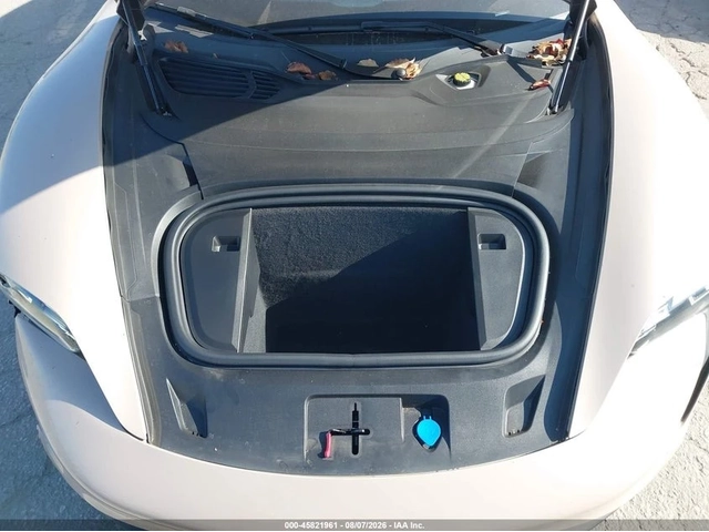 Porsche Taycan - автомобили, коли, обяви за нови и употребявани 8