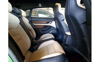 Porsche Taycan Cross Turismo 4S - автомобили, коли, обяви за нови и употребявани 9
