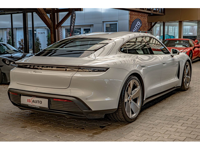 Porsche Taycan Performance/Подгрев/PASM/Амбиент/Мемори - автомобили, коли, обяви за нови и употребявани 5