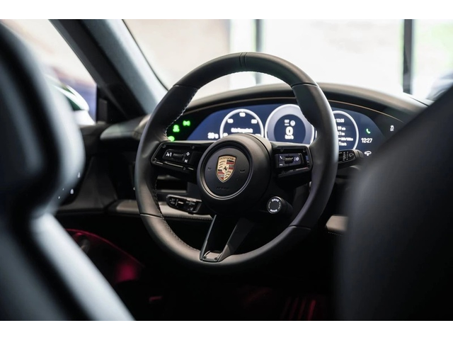 PORSCHE Taycan Taycan 
4 Cross Turismo 105 kWh - автомобили, коли, обяви за нови и употребявани 10