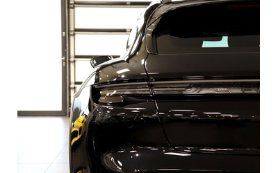 porsche-taycan-taycan-4-cross-turismo-105-kwh - 2