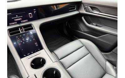 porsche-taycan-taycan-4s-cross-turismo - 5