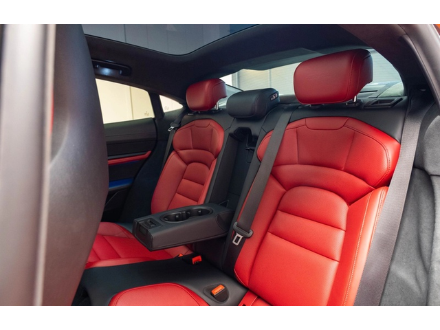 PORSCHE Taycan Taycan Turbo 93.4 kWh - автомобили, коли, обяви за нови и употребявани 10