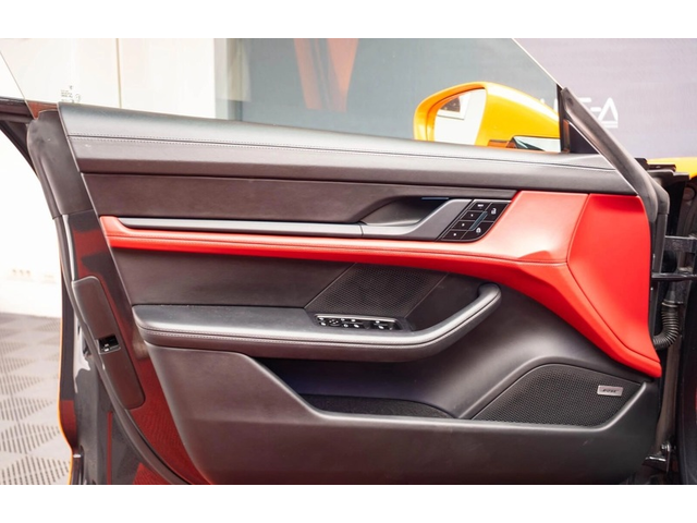PORSCHE Taycan Taycan Turbo 93.4 kWh - автомобили, коли, обяви за нови и употребявани 13