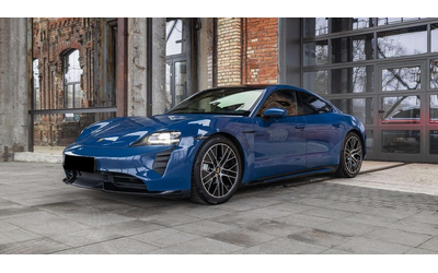 porsche-taycan-taycan-turbo-sport-chrono - 1