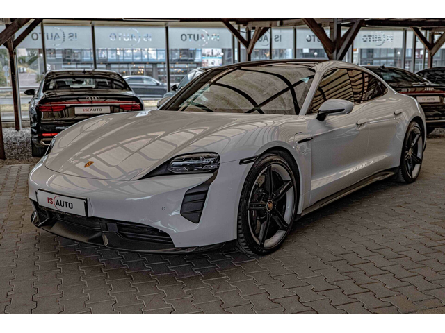 Porsche Taycan Turbo S/PDCC Sport/PDLS+/PCCB/Chrono/Carbon/Burm./Pano. - автомобили, коли, обяви за нови и употребявани 1