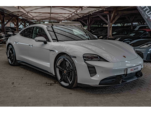 Porsche Taycan Turbo S/PDCC Sport/PDLS+/PCCB/Chrono/Carbon/Burm./Pano. - автомобили, коли, обяви за нови и употребявани 2