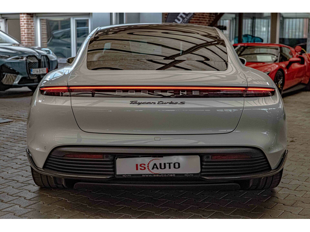 Porsche Taycan Turbo S/PDCC Sport/PDLS+/PCCB/Chrono/Carbon/Burm./Pano. - автомобили, коли, обяви за нови и употребявани 3