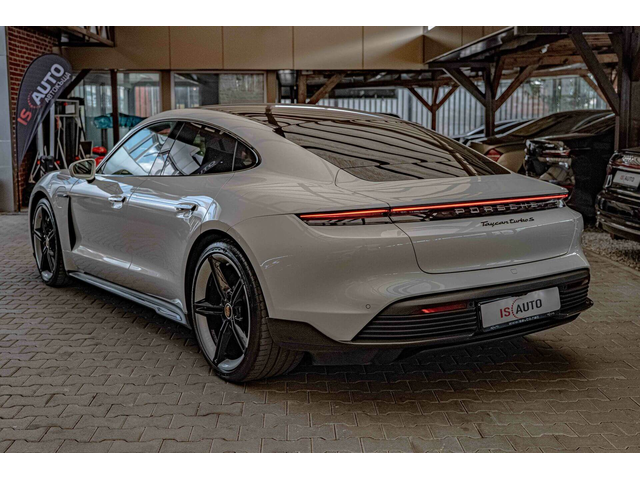 Porsche Taycan Turbo S/PDCC Sport/PDLS+/PCCB/Chrono/Carbon/Burm./Pano. - автомобили, коли, обяви за нови и употребявани 4
