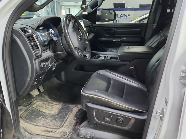 RAM 1500 5.7L 8cyl 4WD - автомобили, коли, обяви за нови и употребявани 4