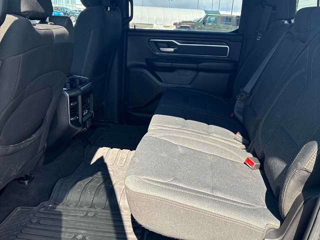 RAM 1500 5.7L 8cyl 4WD - автомобили, коли, обяви за нови и употребявани 15