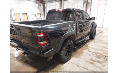 ram-1500-6-2l-v-8-supercharger-702hp-4x4-drive - 3