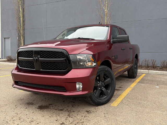 RAM 1500 CLASSIC 5.7L 8cyl 4WD - автомобили, коли, обяви за нови и употребявани 0