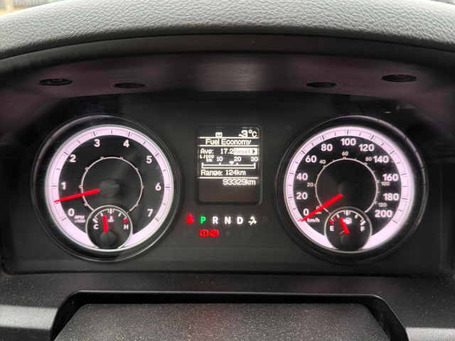 RAM 1500 CLASSIC 5.7L 8cyl 4WD - автомобили, коли, обяви за нови и употребявани 7