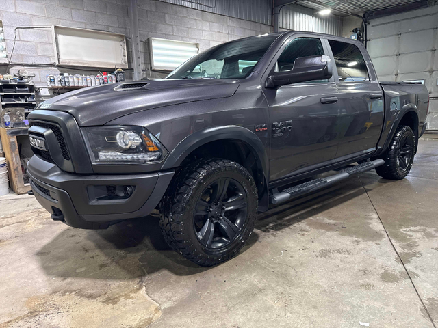 RAM 1500 CLASSIC 5.7L 8cyl 4WD - автомобили, коли, обяви за нови и употребявани 0