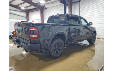 ram-ram-1500-5-7l-8-4x4-w-rear-wheel-drv - 3