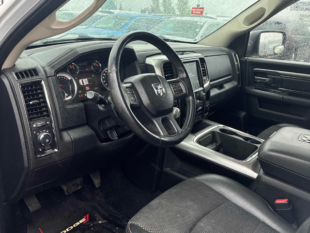 RAM RAM 1500 5.7L 8cyl 4WD - автомобили, коли, обяви за нови и употребявани 4