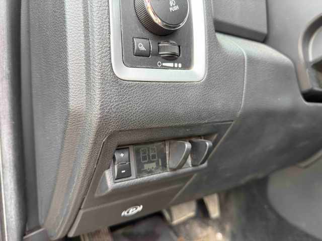RAM RAM 1500 5.7L 8cyl 4WD - автомобили, коли, обяви за нови и употребявани 7