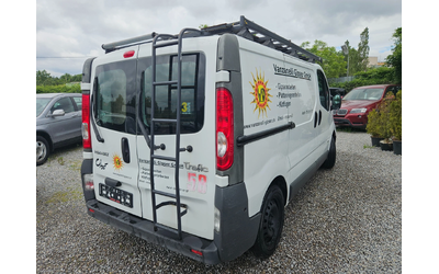 renault-30-renault-trafic-2-0tdi-115k-c - 5