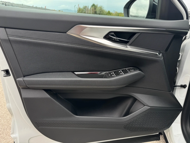 Renault Austral HYBRID* E-TECH* 197кс.* FULL LED* DISTRONIC* TOP - автомобили, коли, обяви за нови и употребявани 7