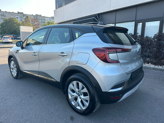 Renault Captur 1.6i* E-TECH PLUG-IN HYBRID* 27000км* - автомобили, коли, обяви за нови и употребявани 5