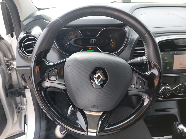 Renault Captur 1, 2i AUTOMATIC - автомобили, коли, обяви за нови и употребявани 6