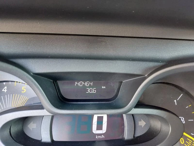 Renault Captur 1, 5dci  EURO 5B - автомобили, коли, обяви за нови и употребявани 9