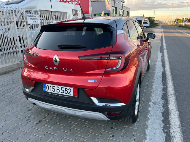 Renault Captur E-tech Hybrid 1.6 - автомобили, коли, обяви за нови и употребявани 3