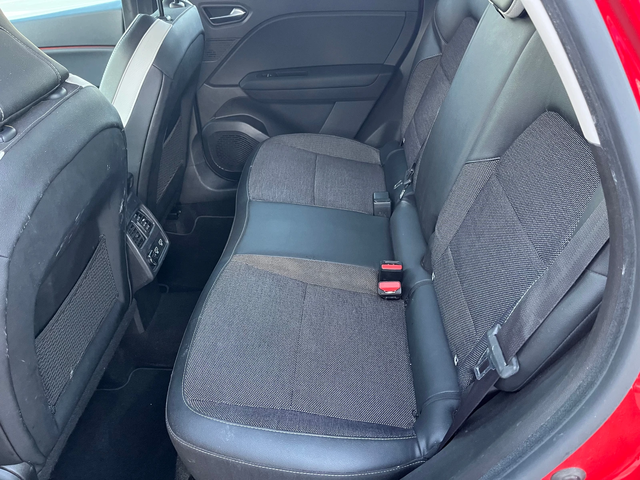 Renault Captur E-tech Hybrid 1.6 - автомобили, коли, обяви за нови и употребявани 7