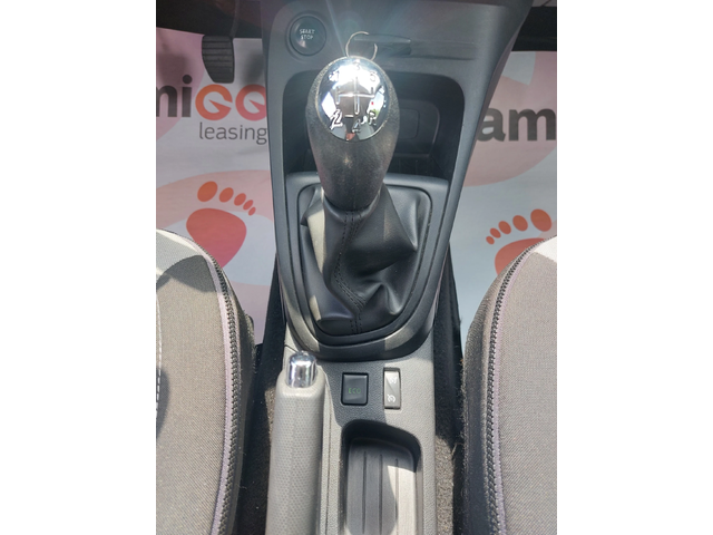 Renault Captur 0.9Tce - автомобили, коли, обяви за нови и употребявани 11