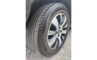 Renault Captur 0.9Tce - автомобили, коли, обяви за нови и употребявани 15