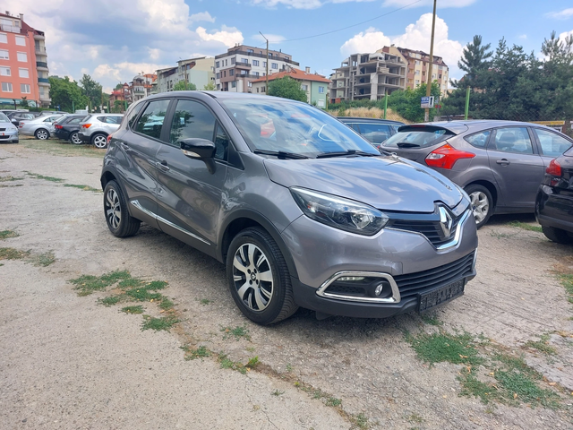 Renault Captur 0.9Tce - автомобили, коли, обяви за нови и употребявани 5
