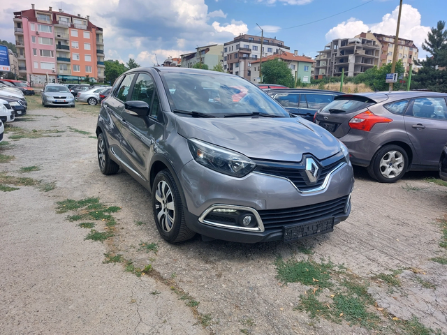 Renault Captur 0.9Tce - автомобили, коли, обяви за нови и употребявани 6