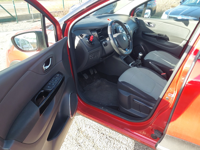 Renault Captur - автомобили, коли, обяви за нови и употребявани 9