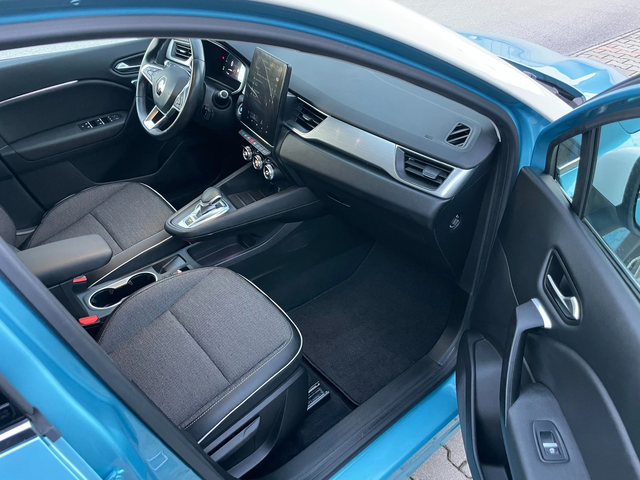 Renault Captur 1.6 E-Tech Plug In Full-Hybrid/Intens - автомобили, коли, обяви за нови и употребявани 11