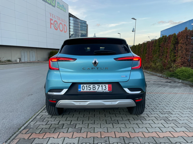 Renault Captur 1.6 E-Tech Plug In Full-Hybrid/Intens - автомобили, коли, обяви за нови и употребявани 4
