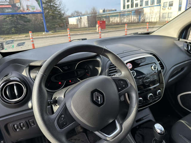 Renault Captur TCe 90 к.с. Stop&Start - автомобили, коли, обяви за нови и употребявани 2