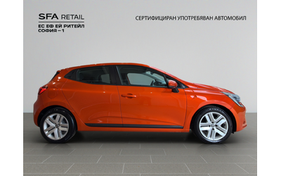 renault-clio-1-6-e-tech-hybrid-140-mmt - 3