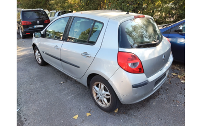 renault-clio - 2