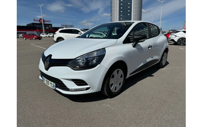 renault-clio - 0