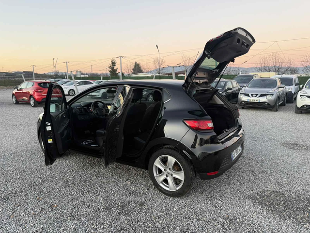 Renault Clio 1.5, Euro 6, AUTOMATIC, Нов Внос - автомобили, коли, обяви за нови и употребявани 7