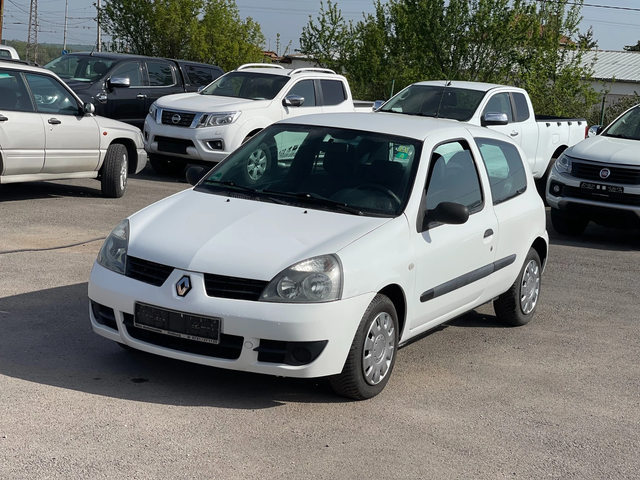 Renault Clio 1.2i - автомобили, коли, обяви за нови и употребявани 0